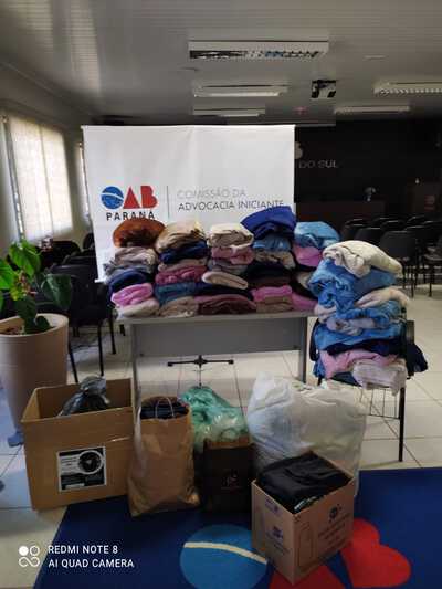  Iniciantes da OAB SubseÃ§Ã£o de Laranjeiras do Sul realizaram Campanha do Agasalho